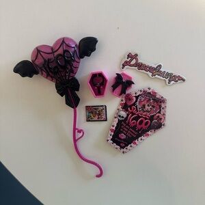 Monster High Draculaura Scary Sweet Birthday Accessories